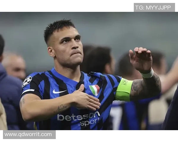 跟队谈弗里克禁赛不公正事件称其言论指德容而非裁判中心